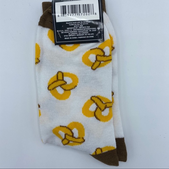 Men's Fashion Socks; White & Yellow with Pretzels - Picture 4 of 7